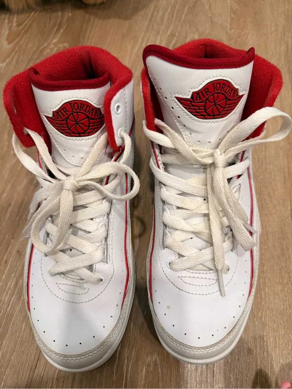 Air Jordan 2 Retro GS White Varsity Red 2010 – Size 6Y